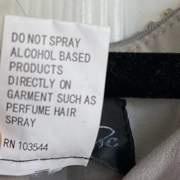 NEW LA FEMME Women's Silver Rouched Waist Formal Gown Dress Size 4 - Picture 10 of 12